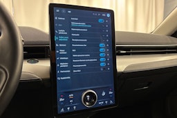 punainen Ford Mustang Mach-E 2022 kuva 21.