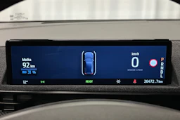 valkoinen Ford Mustang Mach-E 2022 kuva 19.