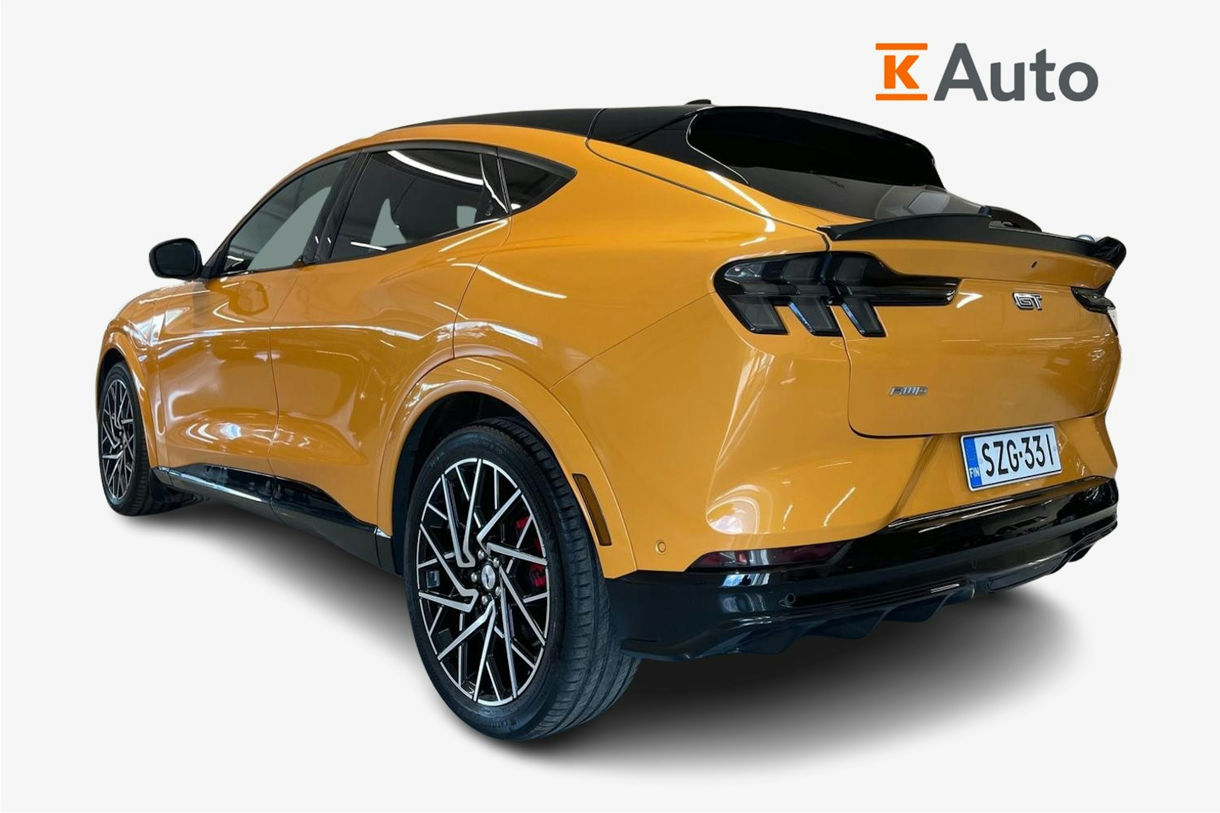 oranssi Ford Mustang Mach-E 2022 kuva 2.