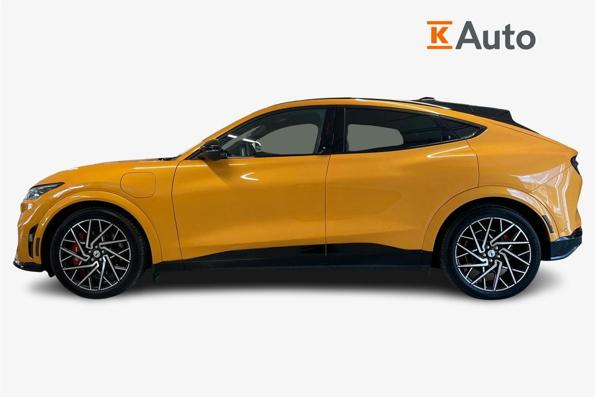 oranssi Ford Mustang Mach-E 2022 kuva 6.