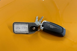 oranssi Ford Mustang Mach-E 2022 kuva 31.