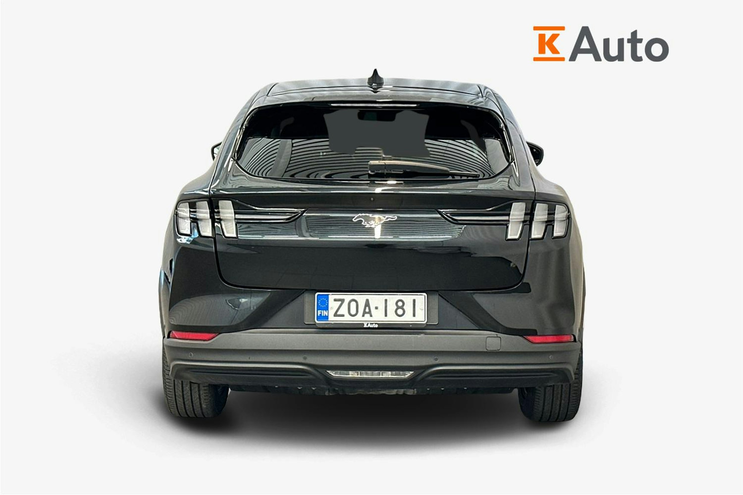musta Ford Mustang Mach-E 2022 kuva 3.