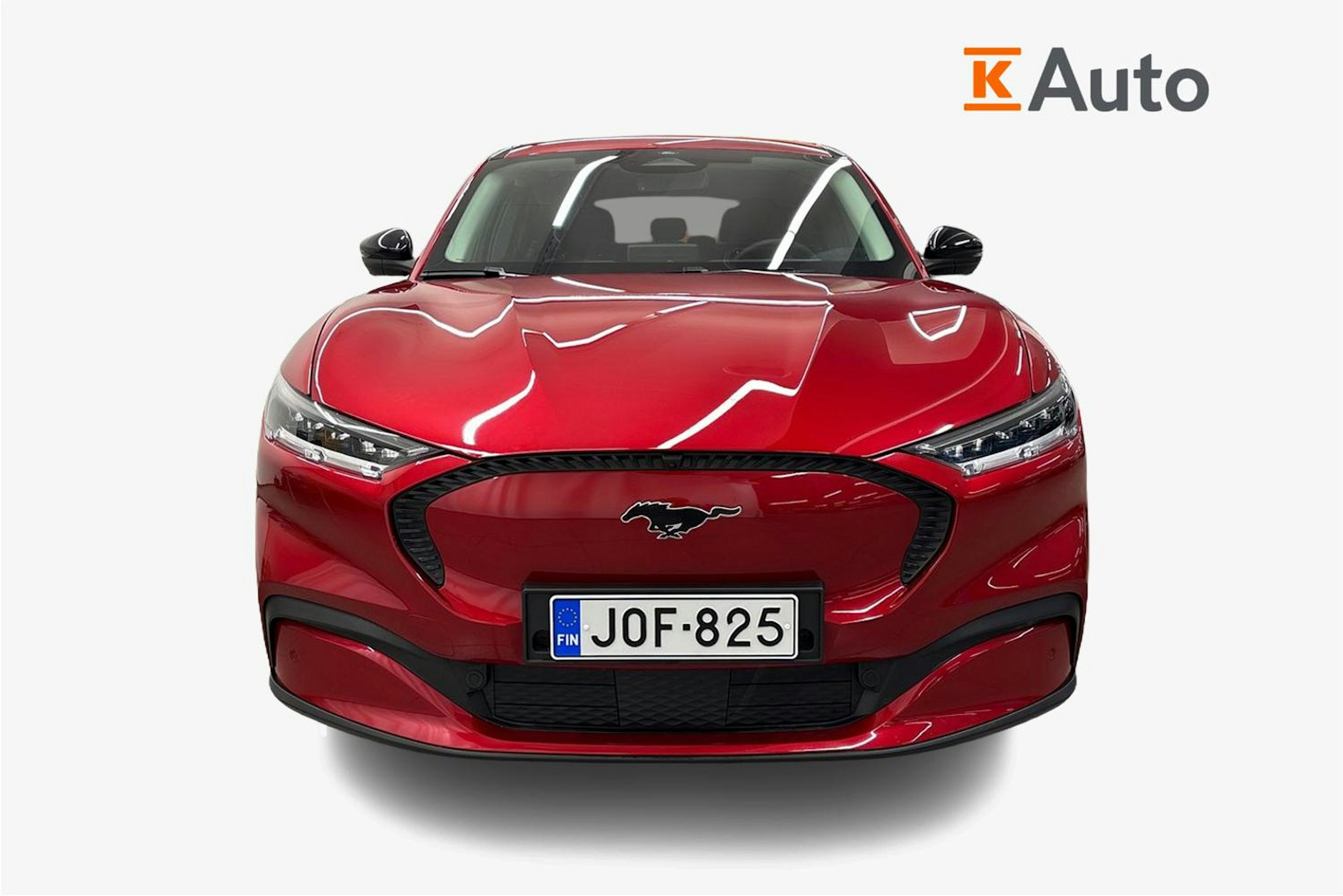 Punainen Ford Mustang Mach-E 2025 kuva 5.