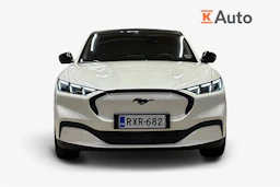 valkoinen Ford Mustang Mach-E 2026 kuva 4.