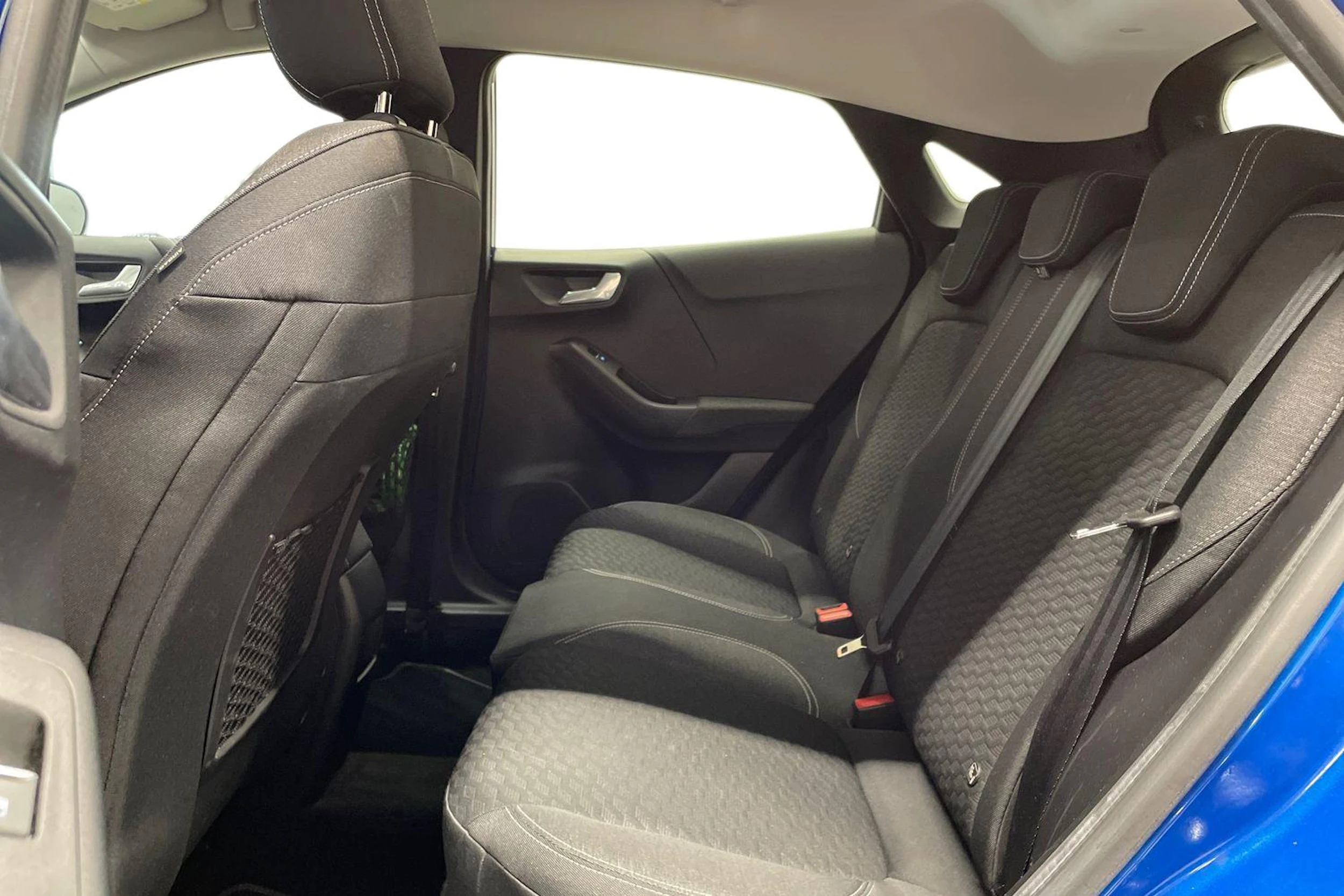 sininen Ford Puma 2020 kuva 8.