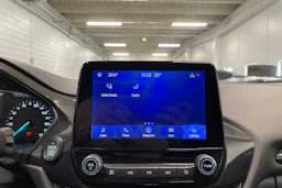 sininen Ford Puma 2020 kuva 18.