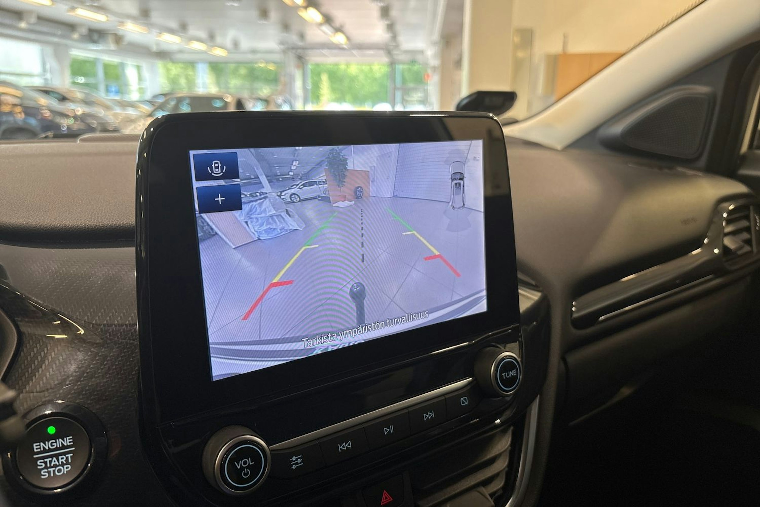 Valkoinen Ford Puma 2020 kuva 22.