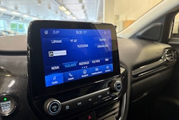 Valkoinen Ford Puma 2020 kuva 23.