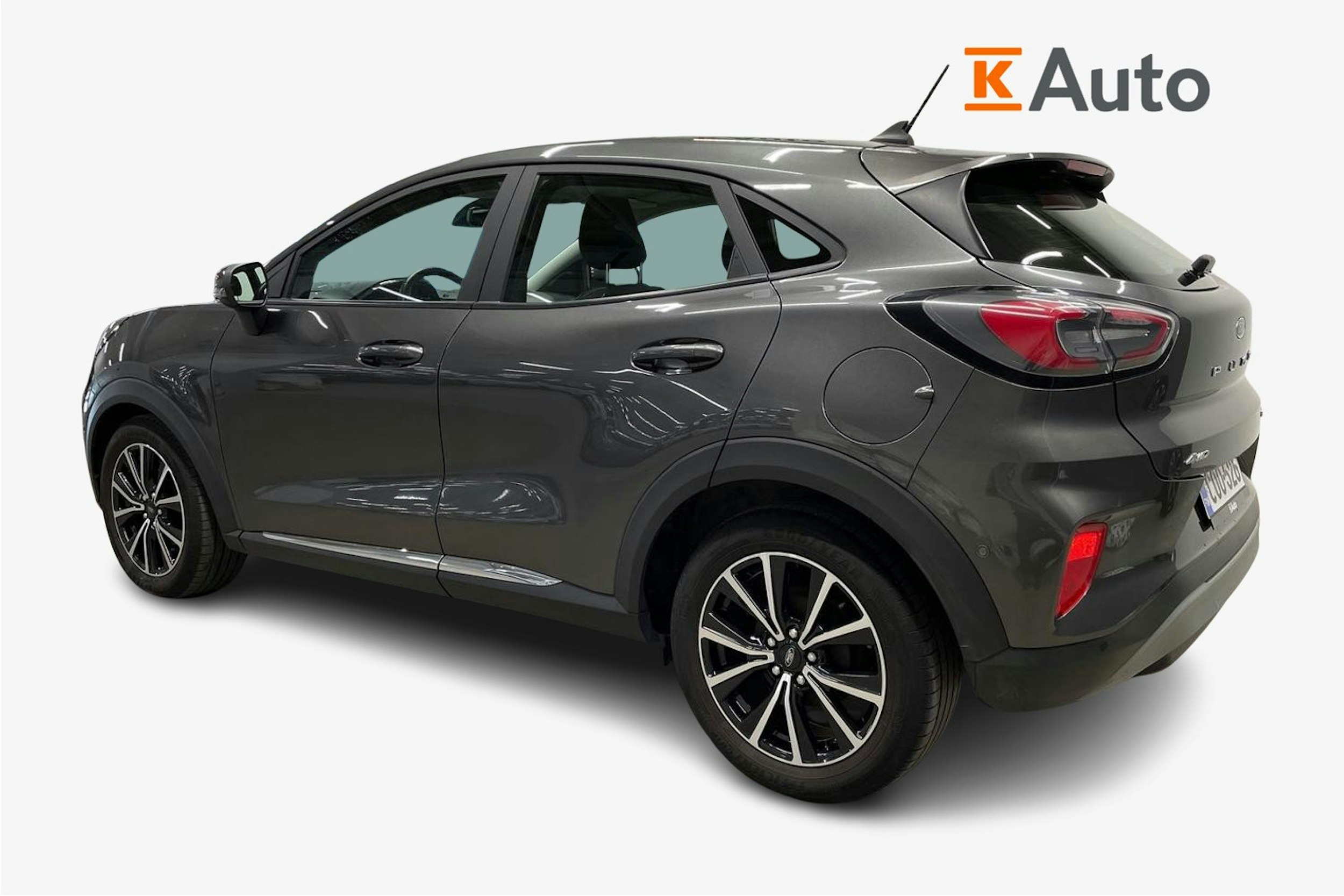Harmaa Ford Puma 2020 kuva 2.