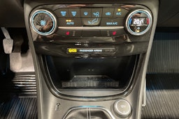 Harmaa Ford Puma 2020 kuva 19.