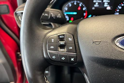 Punainen Ford Puma 2020 kuva 16.