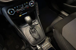 Punainen Ford Puma 2020 kuva 20.