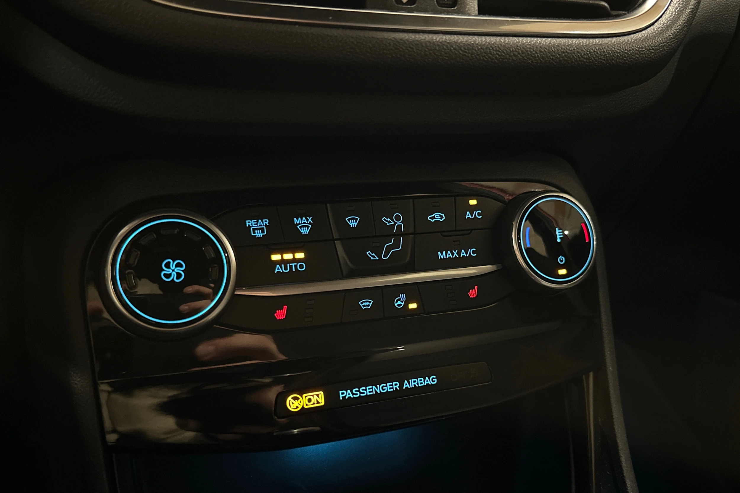 punainen Ford Puma 2021 kuva 5.
