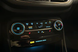 punainen Ford Puma 2021 kuva 5.