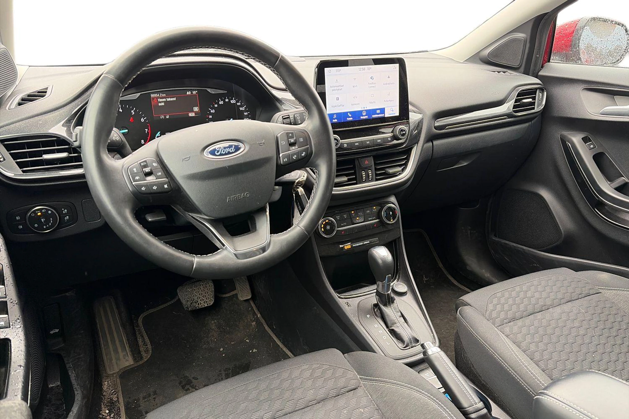 punainen Ford Puma 2021 kuva 3.
