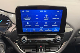 punainen Ford Puma 2021 kuva 22.