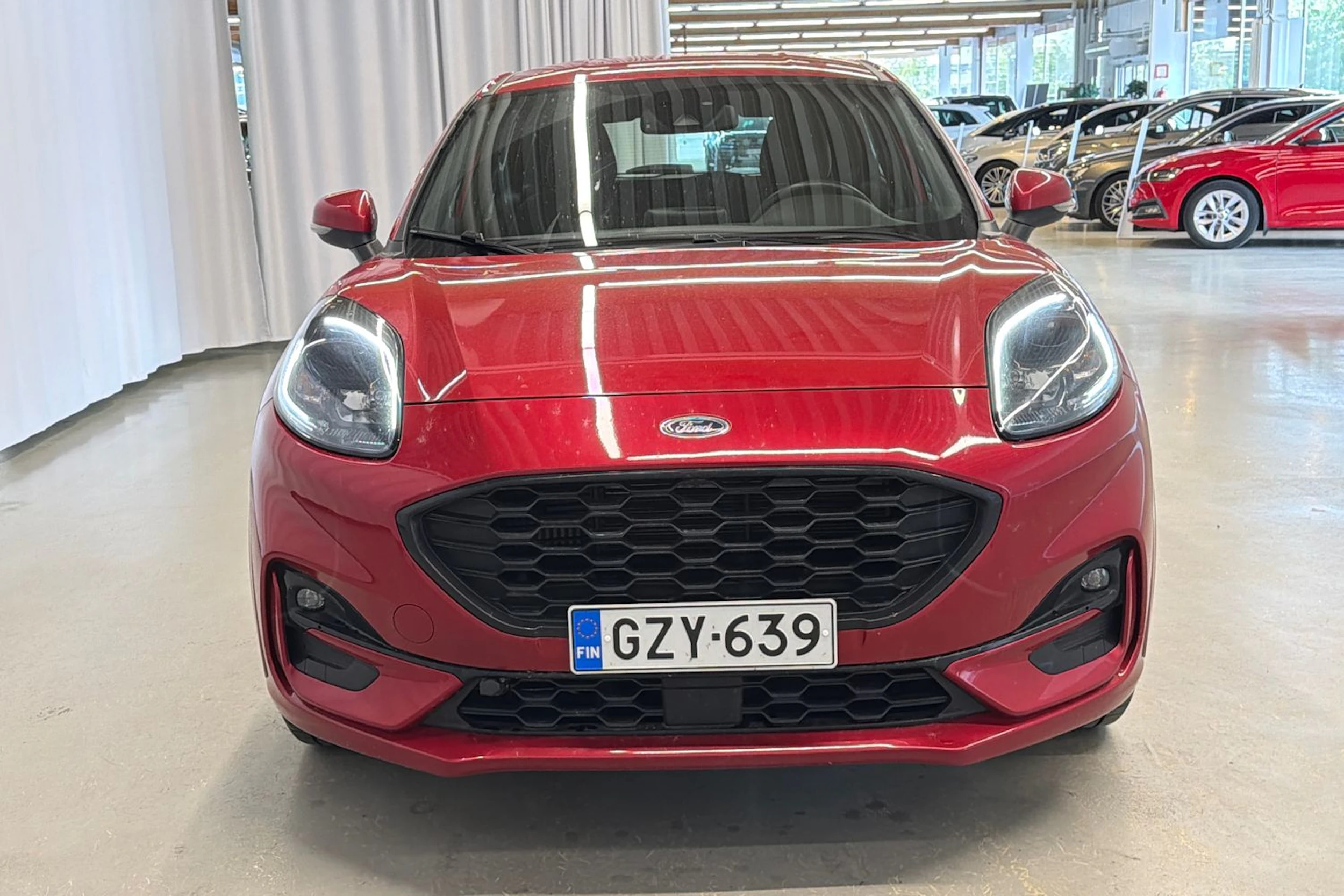 punainen Ford Puma 2021 kuva 4.