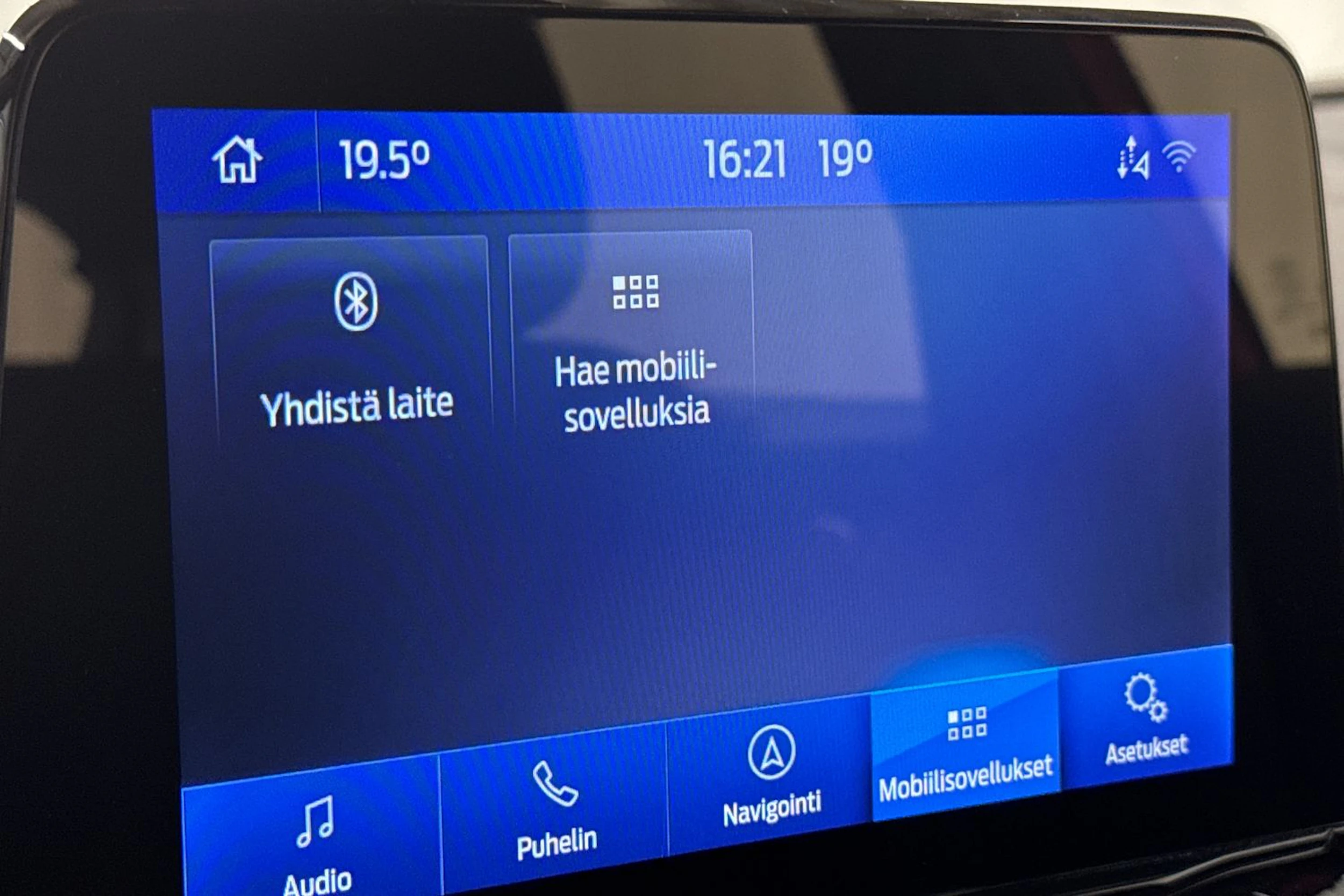punainen Ford Puma 2021 kuva 27.