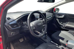punainen Ford Puma 2022 kuva 3.