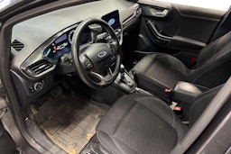 Harmaa Ford Puma 2022 kuva 3.