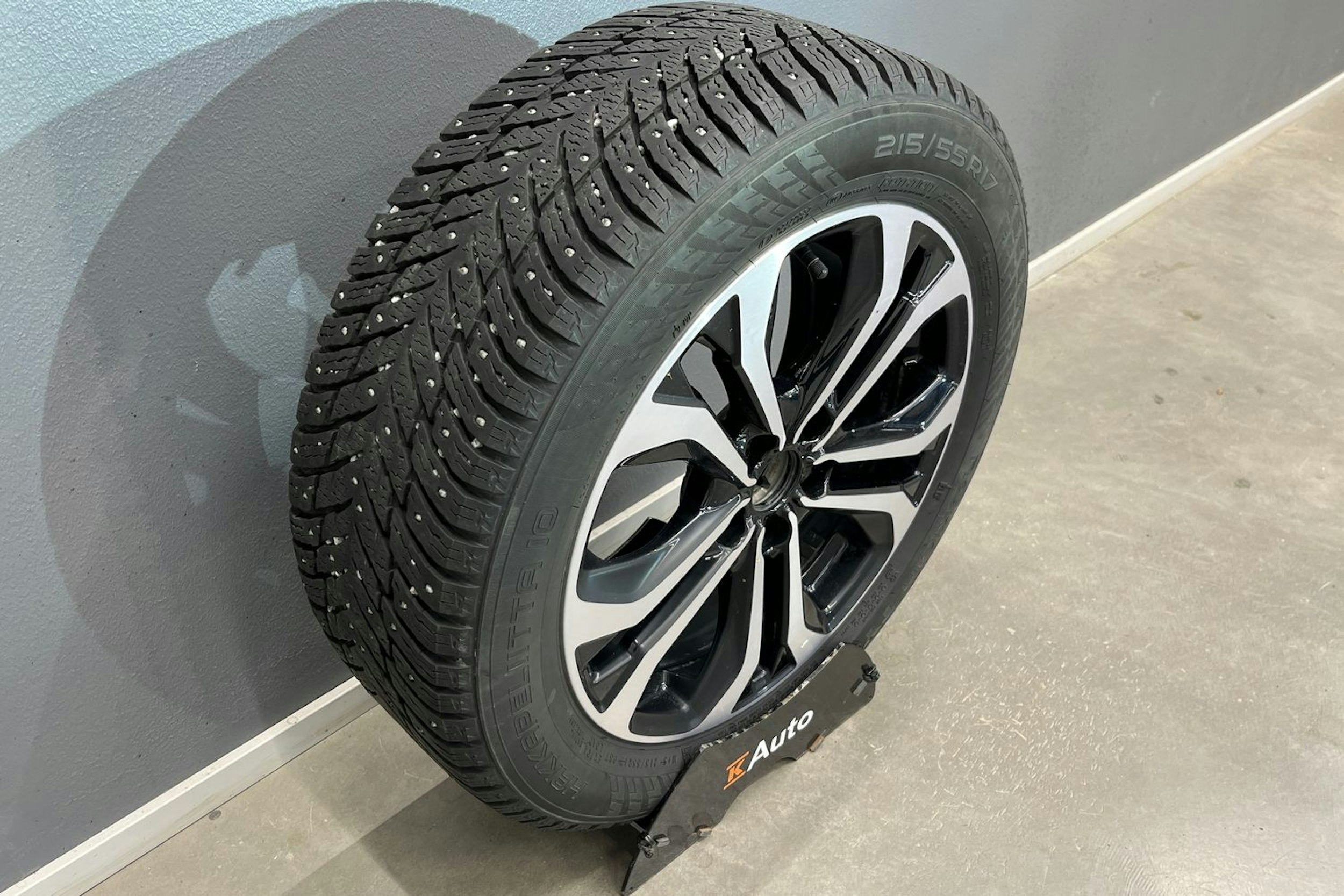 Harmaa Ford Puma 2022 kuva 13.