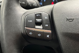 Harmaa Ford Puma 2022 kuva 15.