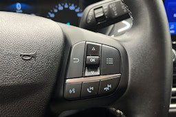 Harmaa Ford Puma 2022 kuva 16.