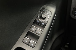 Harmaa Ford Puma 2022 kuva 17.