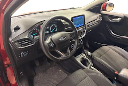 Punainen Ford Puma 2022 kuva 3.