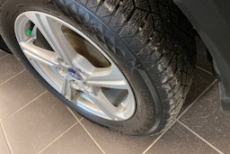 Punainen Ford Puma 2022 kuva 13.