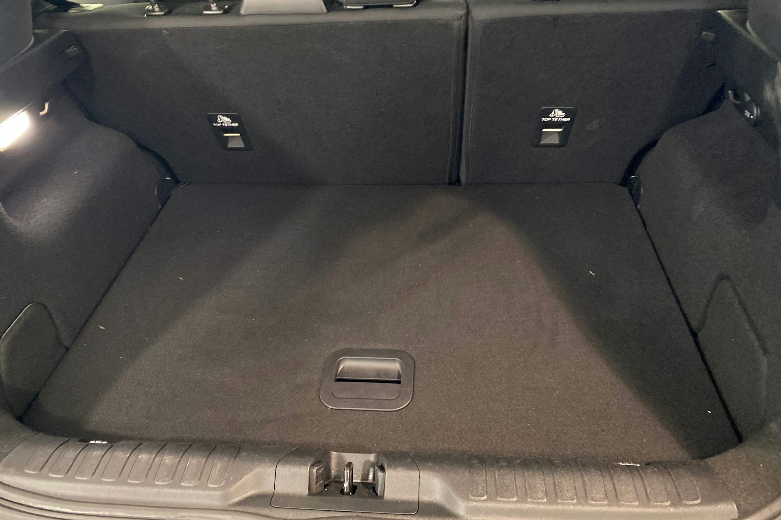 Punainen Ford Puma 2022 kuva 15.