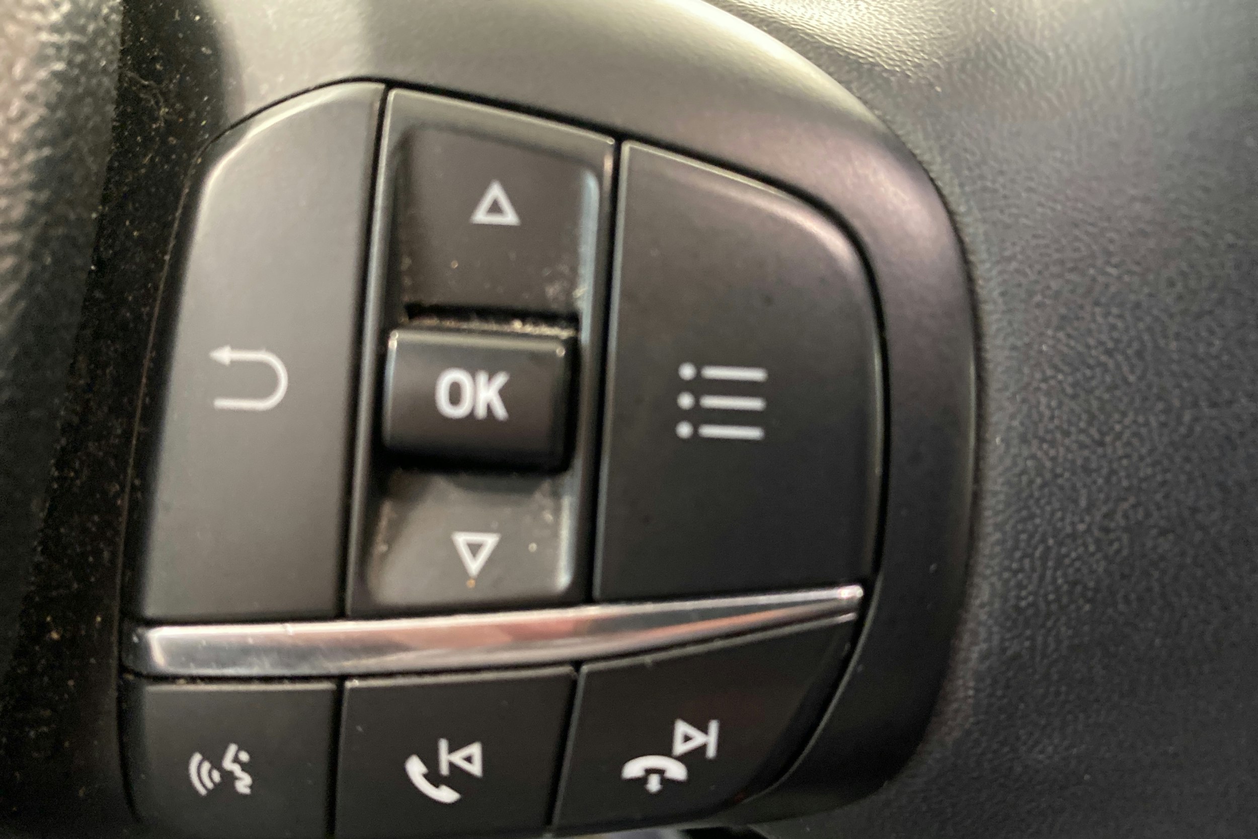 Punainen Ford Puma 2022 kuva 21.