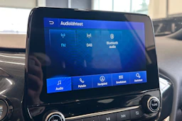 valkoinen Ford Puma 2023 kuva 32.