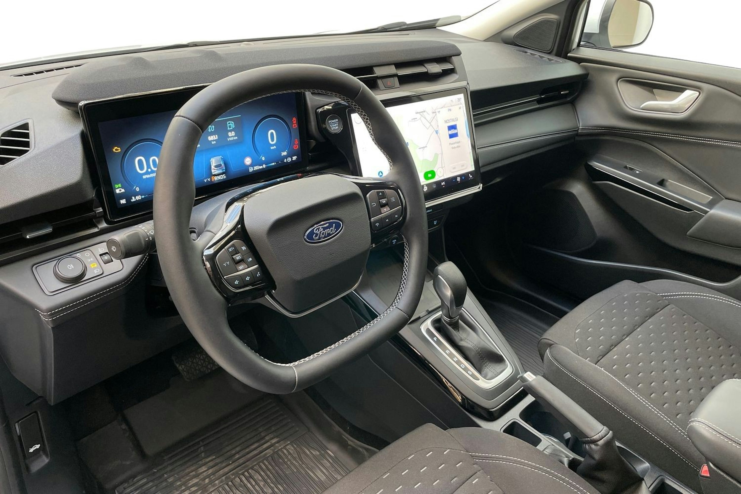 valkoinen Ford Puma 2025 kuva 7.
