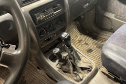 sininen Ford Ranger 2000 kuva 11.