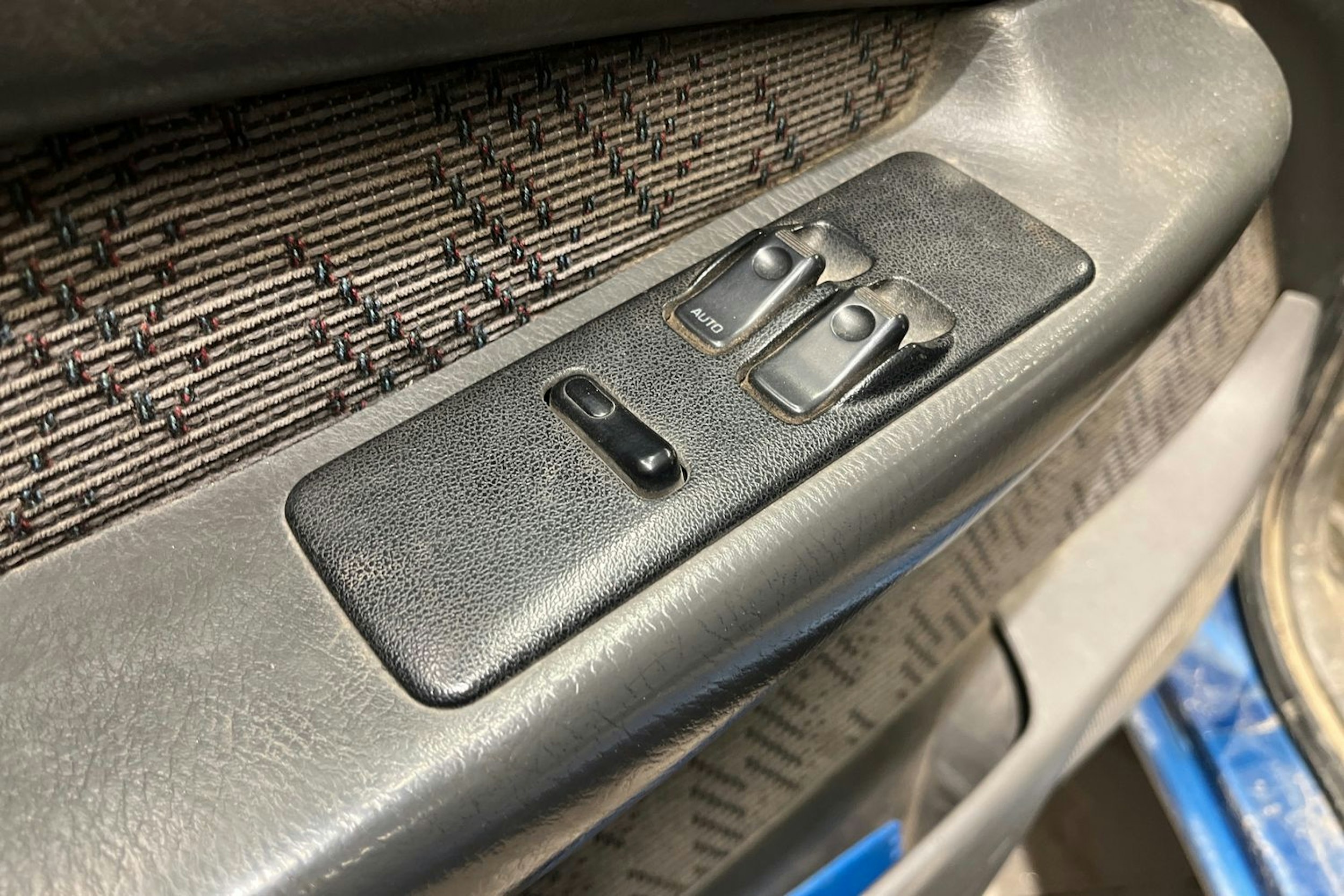 sininen Ford Ranger 2000 kuva 14.