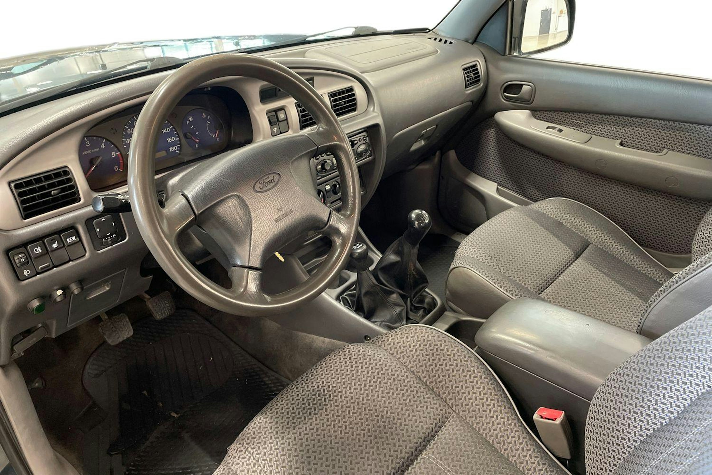 vihreä Ford Ranger 2003 kuva 7.
