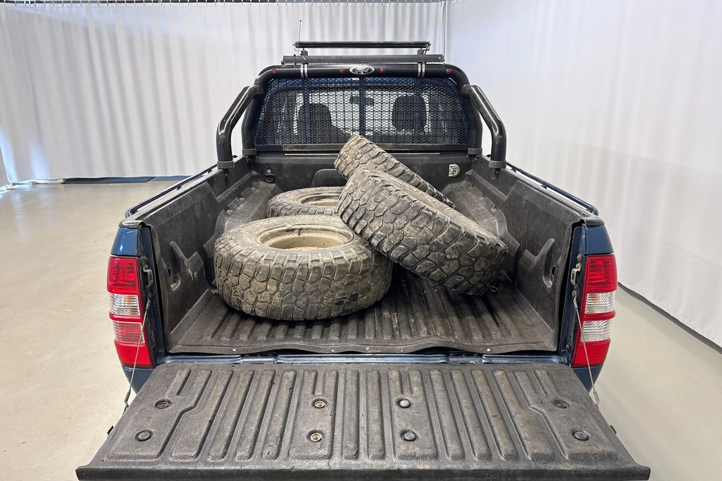 sininen Ford Ranger 2007 kuva 19.