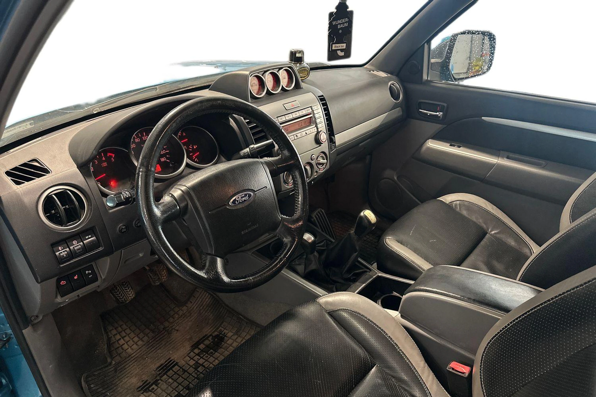 sininen Ford Ranger 2010 kuva 3.