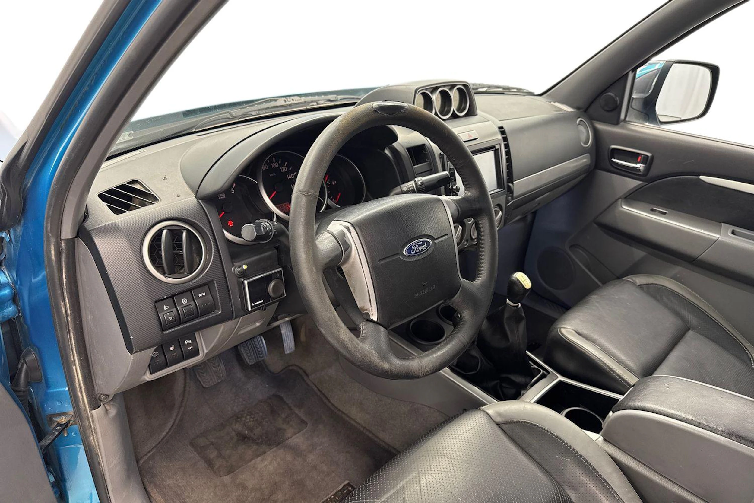 sininen Ford Ranger 2010 kuva 6.
