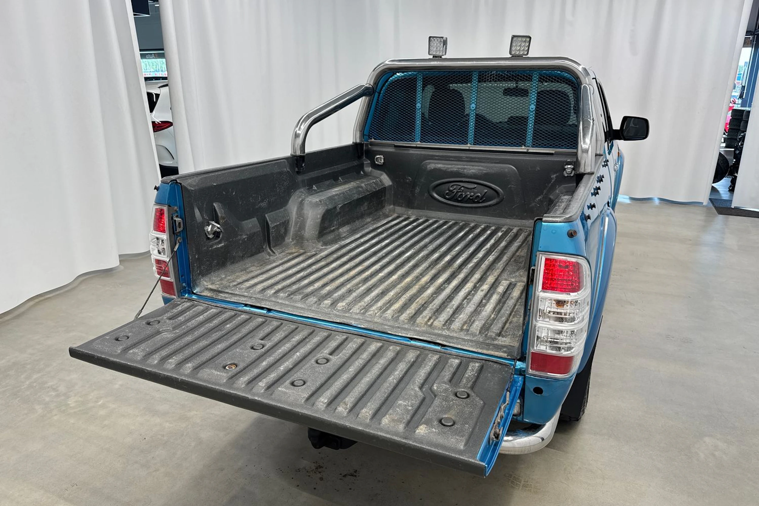 sininen Ford Ranger 2010 kuva 10.