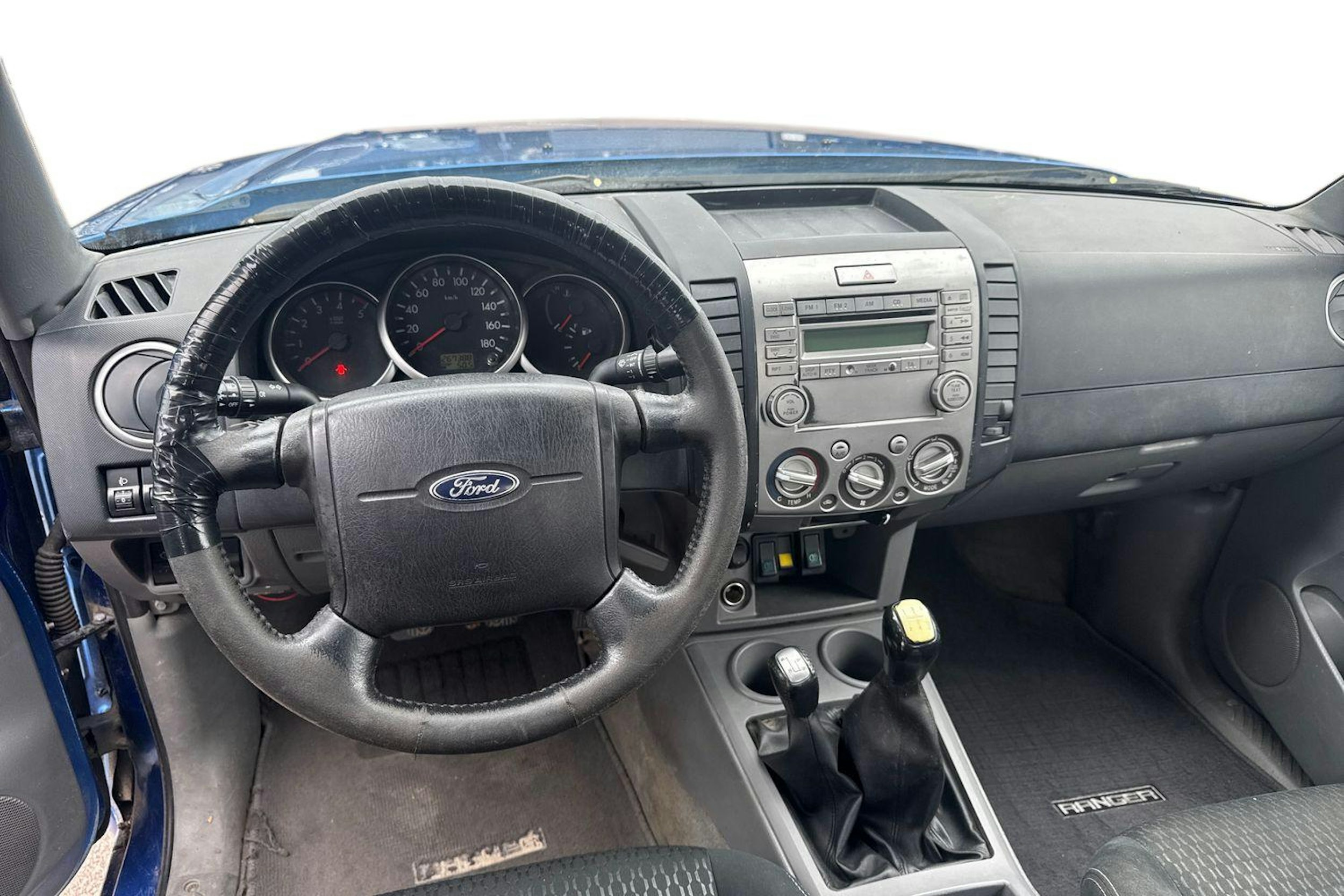sininen Ford Ranger 2011 kuva 7.
