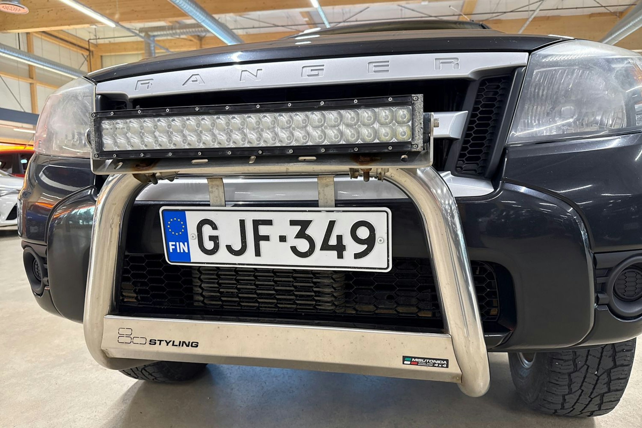 musta Ford Ranger 2011 kuva 19.