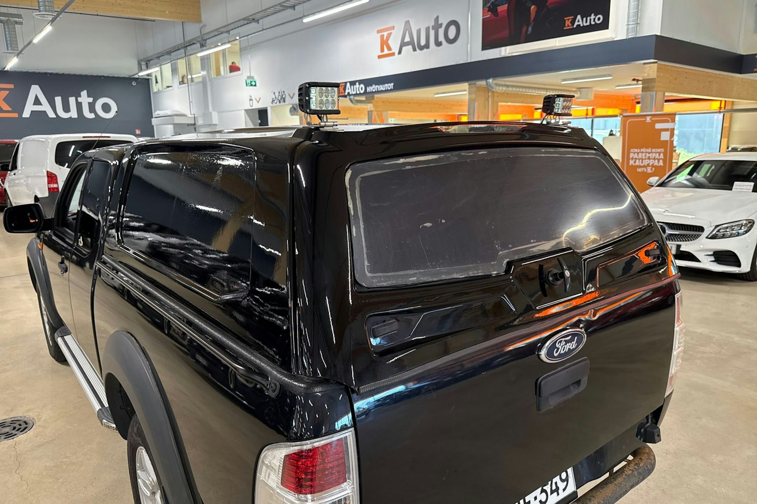 musta Ford Ranger 2011 kuva 20.