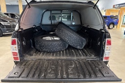 musta Ford Ranger 2011 kuva 21.