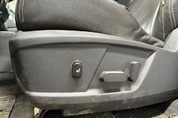 musta Ford Ranger 2012 kuva 12.