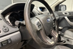 musta Ford Ranger 2012 kuva 18.