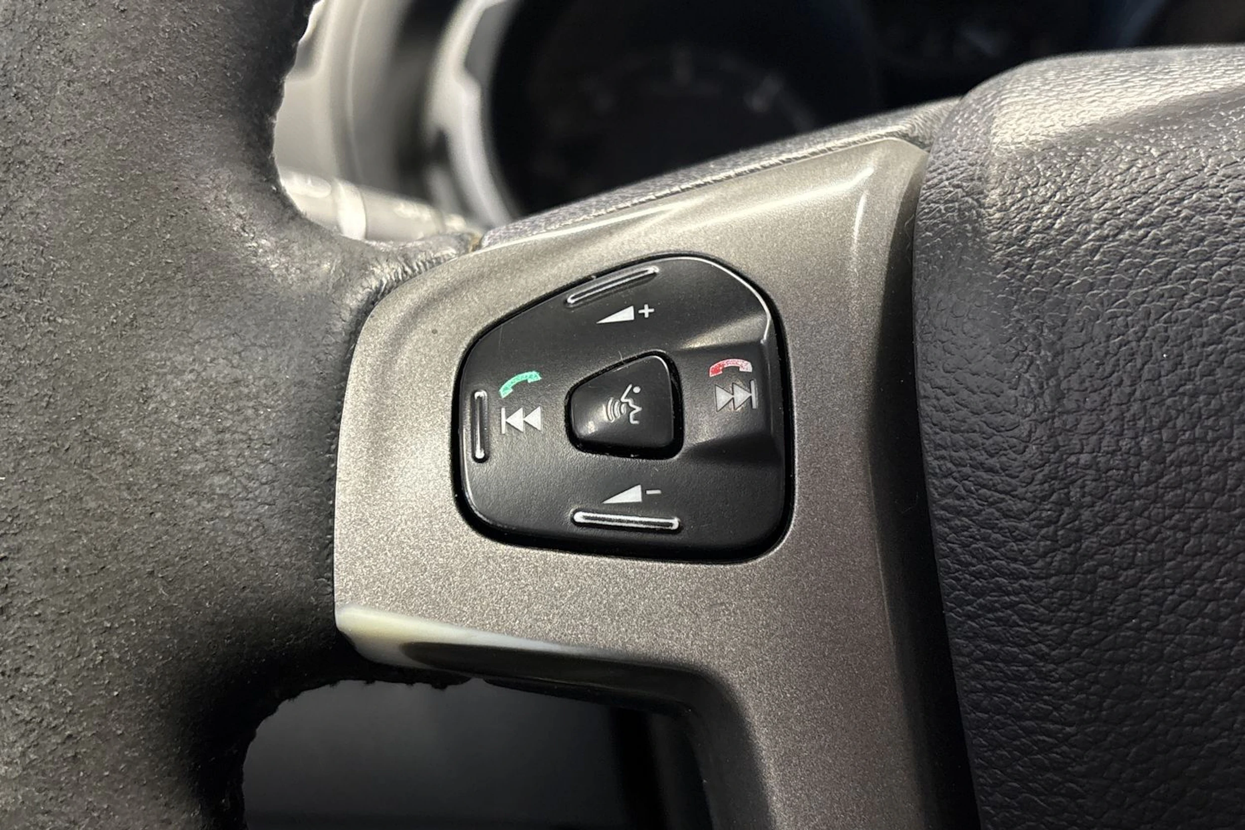 musta Ford Ranger 2013 kuva 16.
