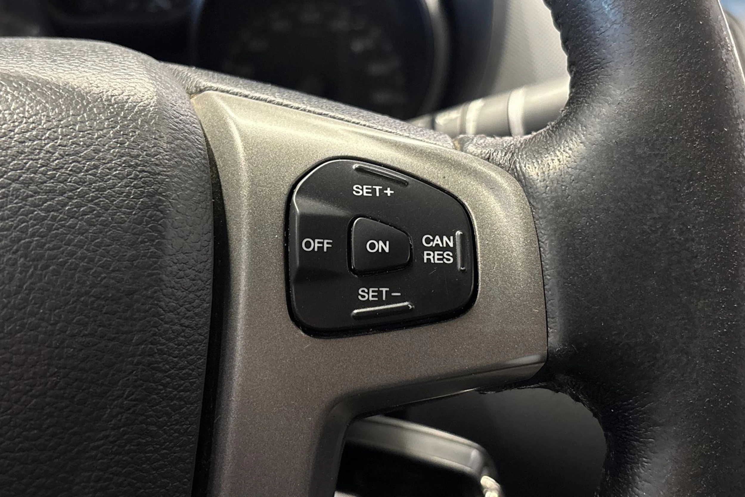 musta Ford Ranger 2013 kuva 17.
