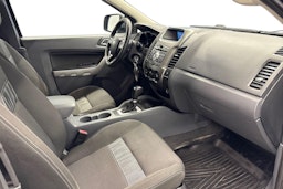 harmaa Ford Ranger 2013 kuva 9.